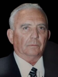Κωνσταντίνος Καραμούστος