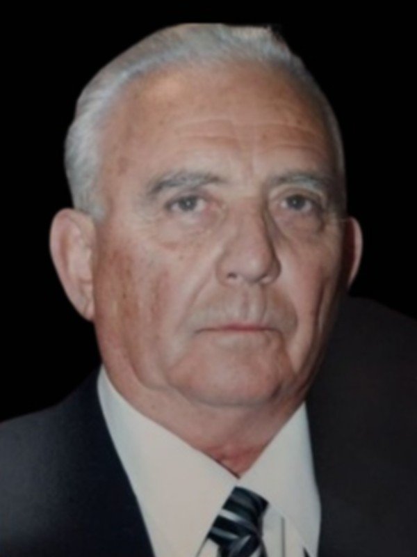 Κωνσταντίνος Καραμούστος