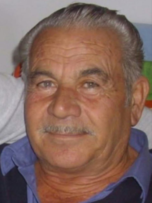 Κωστας Χαραλαμπους