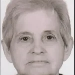 Αθηνά Ντόβα