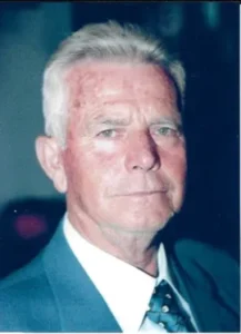 Χαράλαμπος Τσιακμάκης