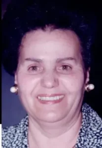 ΑΡΕΤΗ ΚΩΣΤΟΥΛΑ