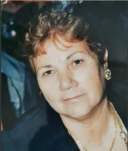 Αντρούλλα Χαραλάμπους