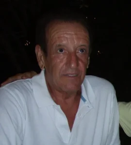 ΜΙΝΩΣ ΚΩΝΣΤΑΝΤΙΝΙΔΗΣ