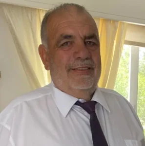 Πέτρος Κατσαρής