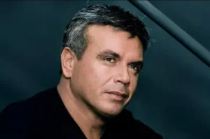 Μανώλης Λιδάκης (Σπυρλιδάκης)