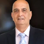 Νίκος Ηλία