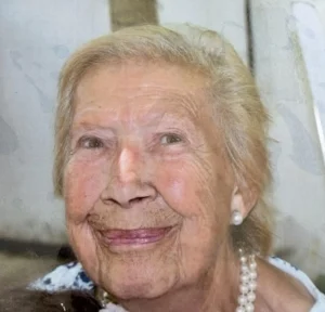 ΑΓΓΕΛΙΚΗ ΑΒΡΑΑΜ