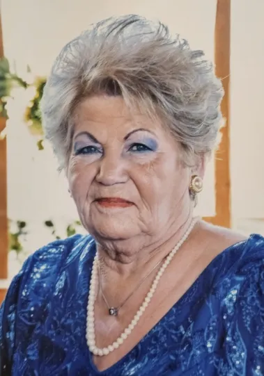 Χρυστάλλα Νικολάου