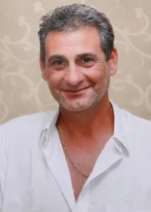 Κώστας Μενελάου