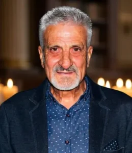 Γιώργος Λαζάρου