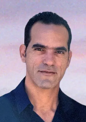Πάρις Σίσαμος