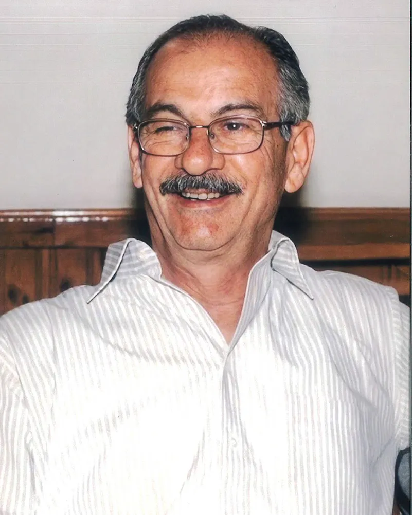 ΠΕΤΡΟΣ ΣΤΑΥΡΟΥ